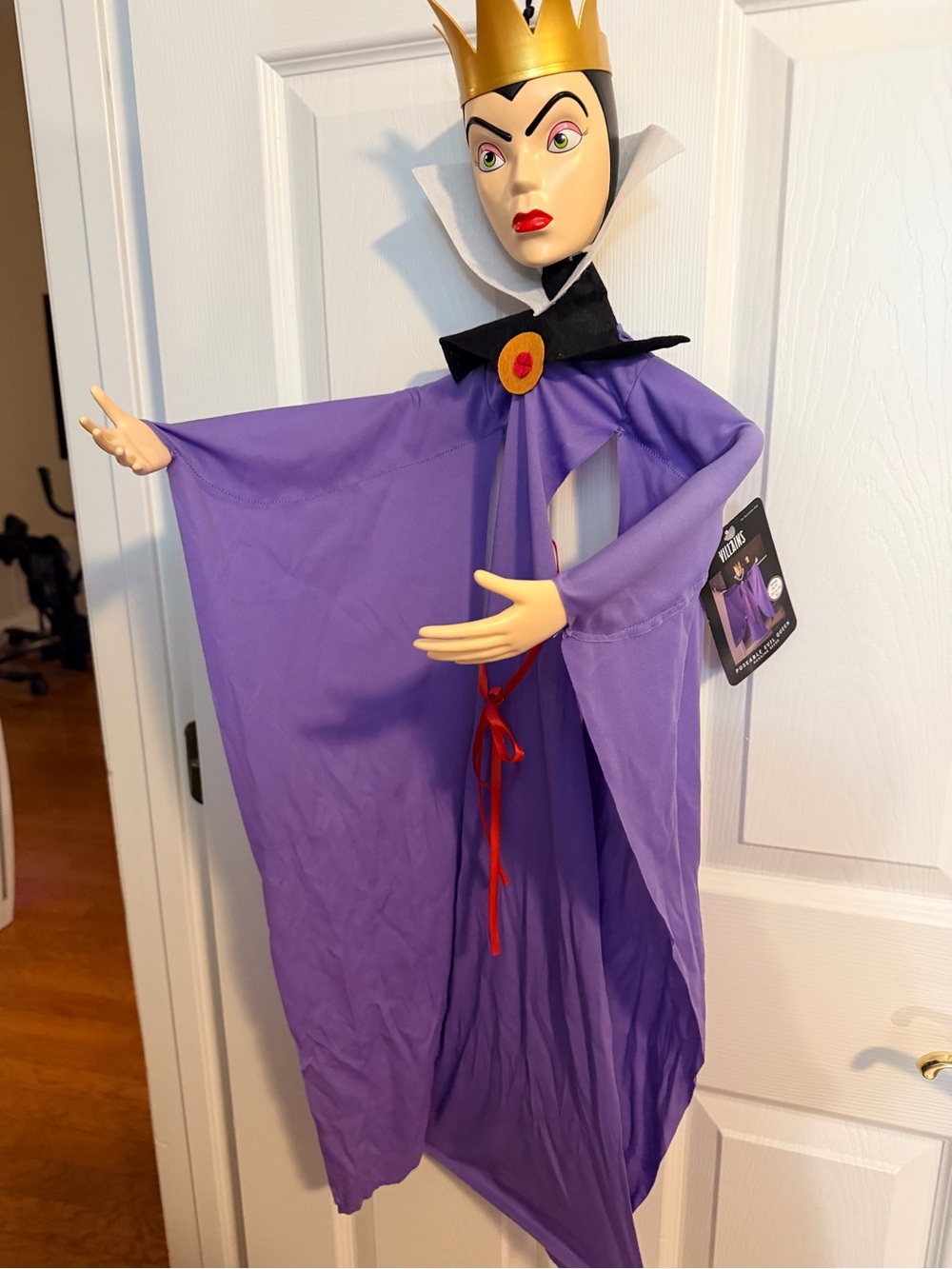 Purple Queen hanging posable Cape with High Collar and Crown Accent